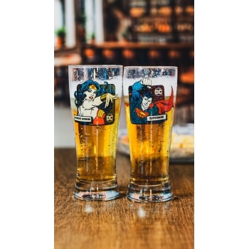 Copo Lager DC Mulher Maravilha 300 ML Luva Com 1 Unid